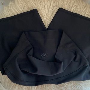 Like new alo yoga bike shorts